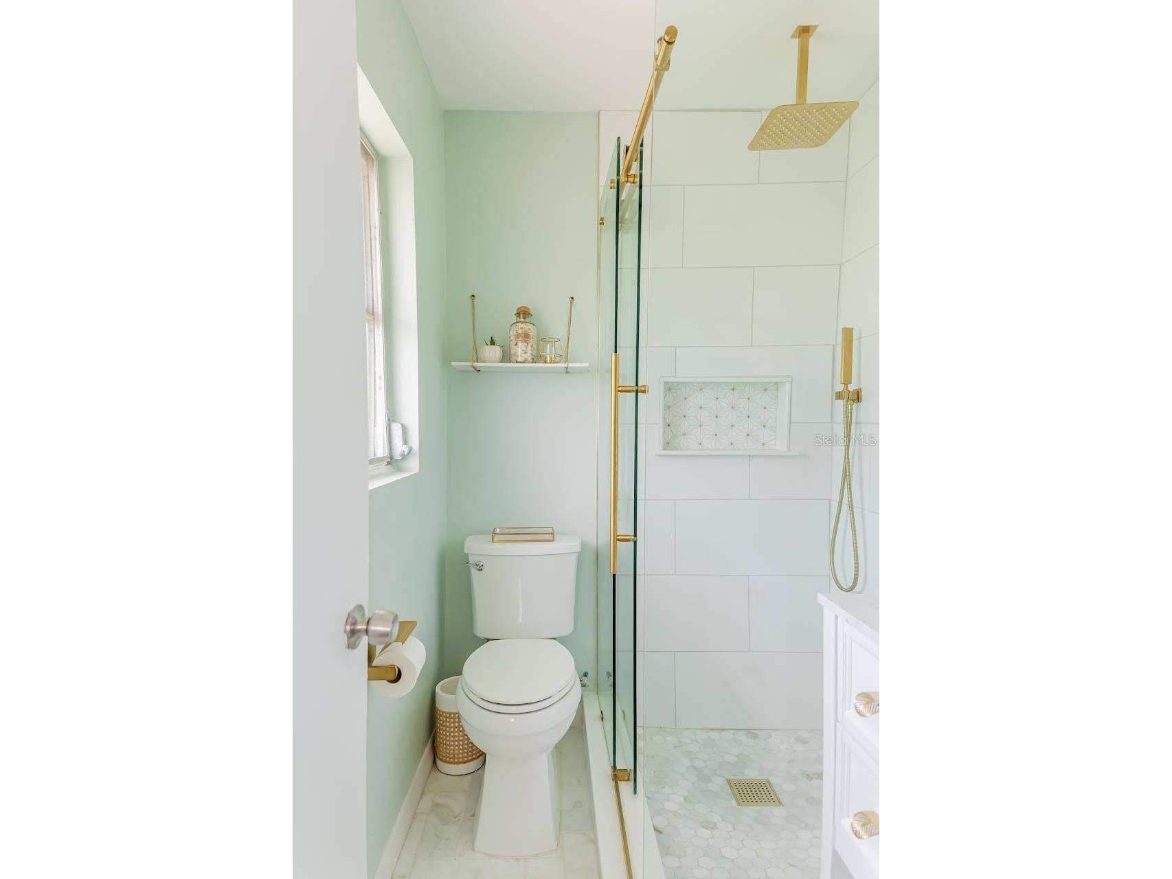 2445 Constitution Boulevard Sarasota FL 34231 O6391266 image22