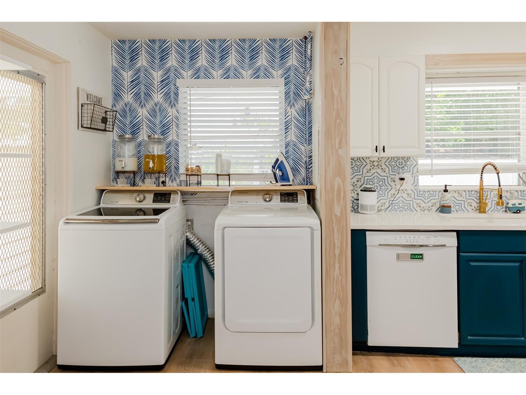 2445 Constitution Boulevard Sarasota FL 34231 O6391266 image7