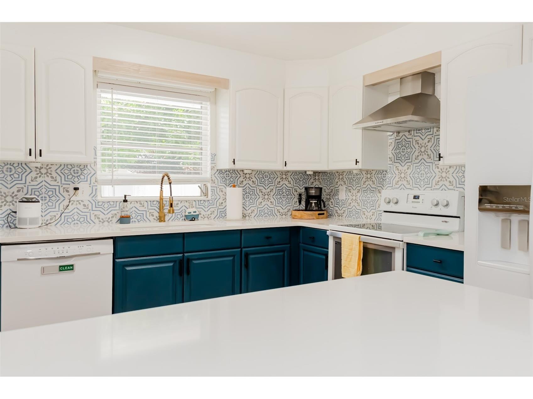 2445 Constitution Boulevard Sarasota FL 34231 O6391266 image8