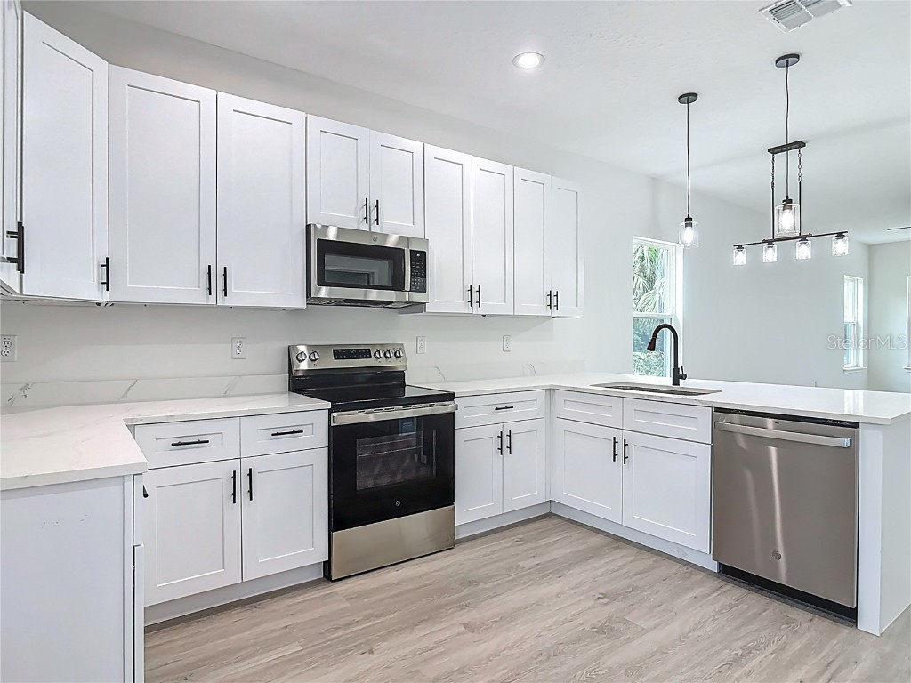 2445 Dolarway Street Sanford FL 32771 O6327593 image18