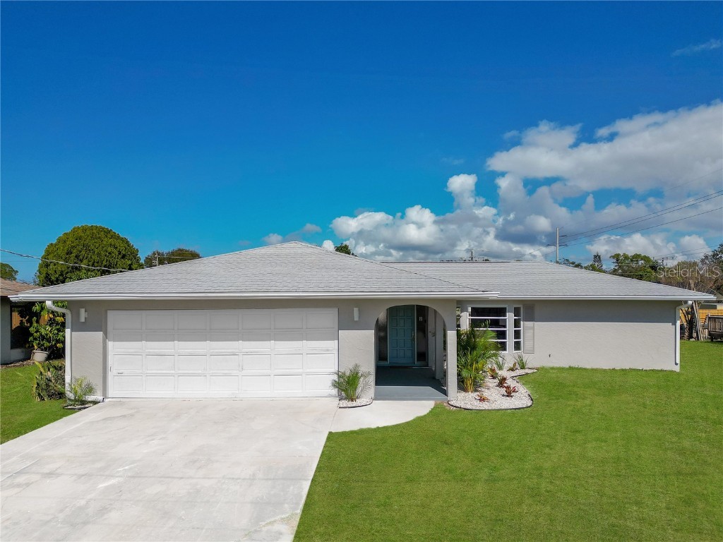 2445 Doud Street Sarasota FL 34231 A4559390 image1