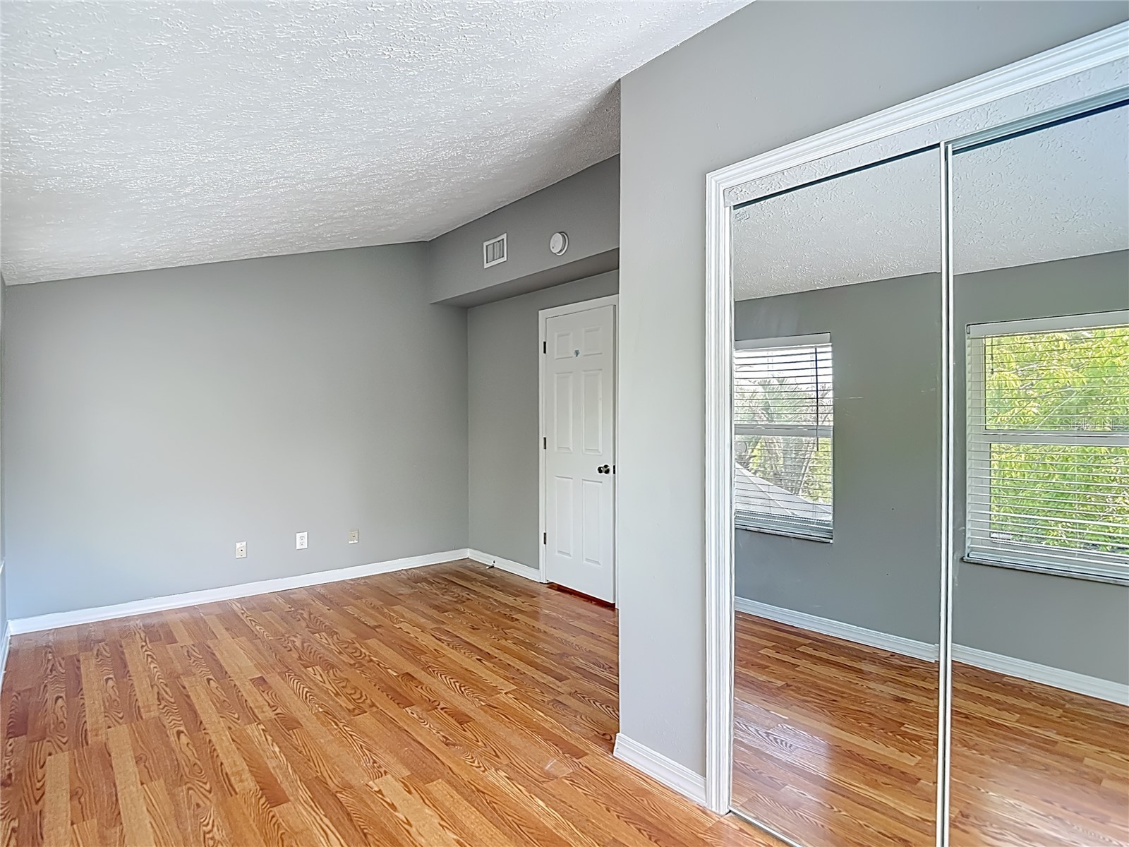 2445 Glenview Drive Land O Lakes FL 34639 TB8492684 image31