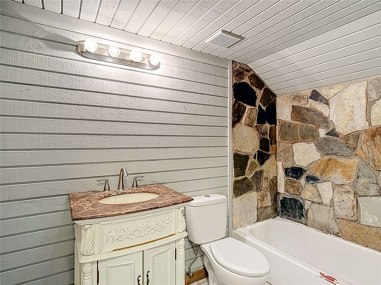 2445 Glenview Drive Land O Lakes FL 34639 TB8492684 image36