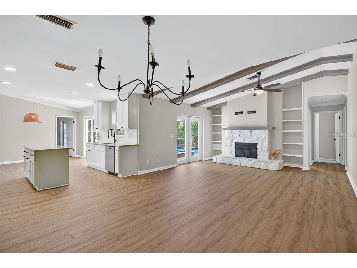 2445 Old Coach Trail Clearwater FL 33765 TB8432507 image11