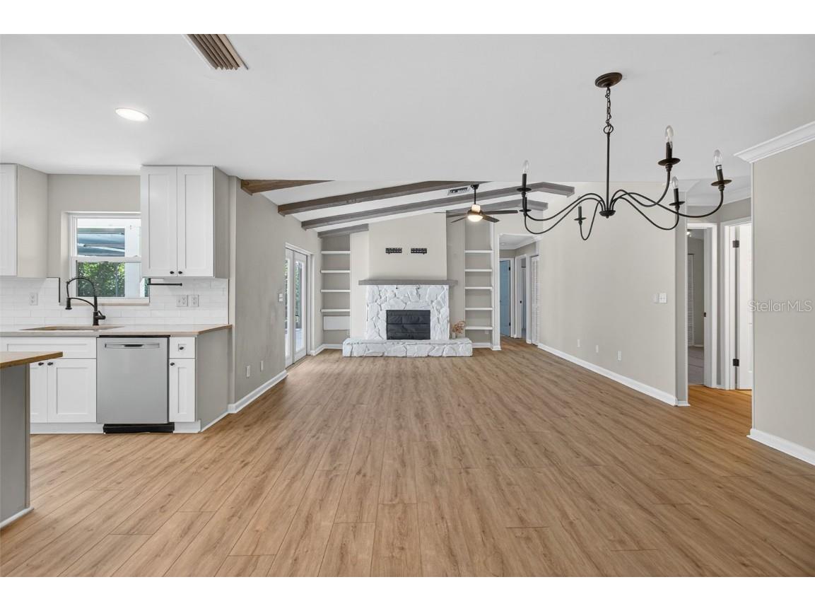 2445 Old Coach Trail Clearwater FL 33765 TB8432507 image16