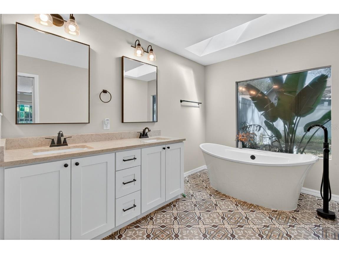 2445 Old Coach Trail Clearwater FL 33765 TB8432507 image24