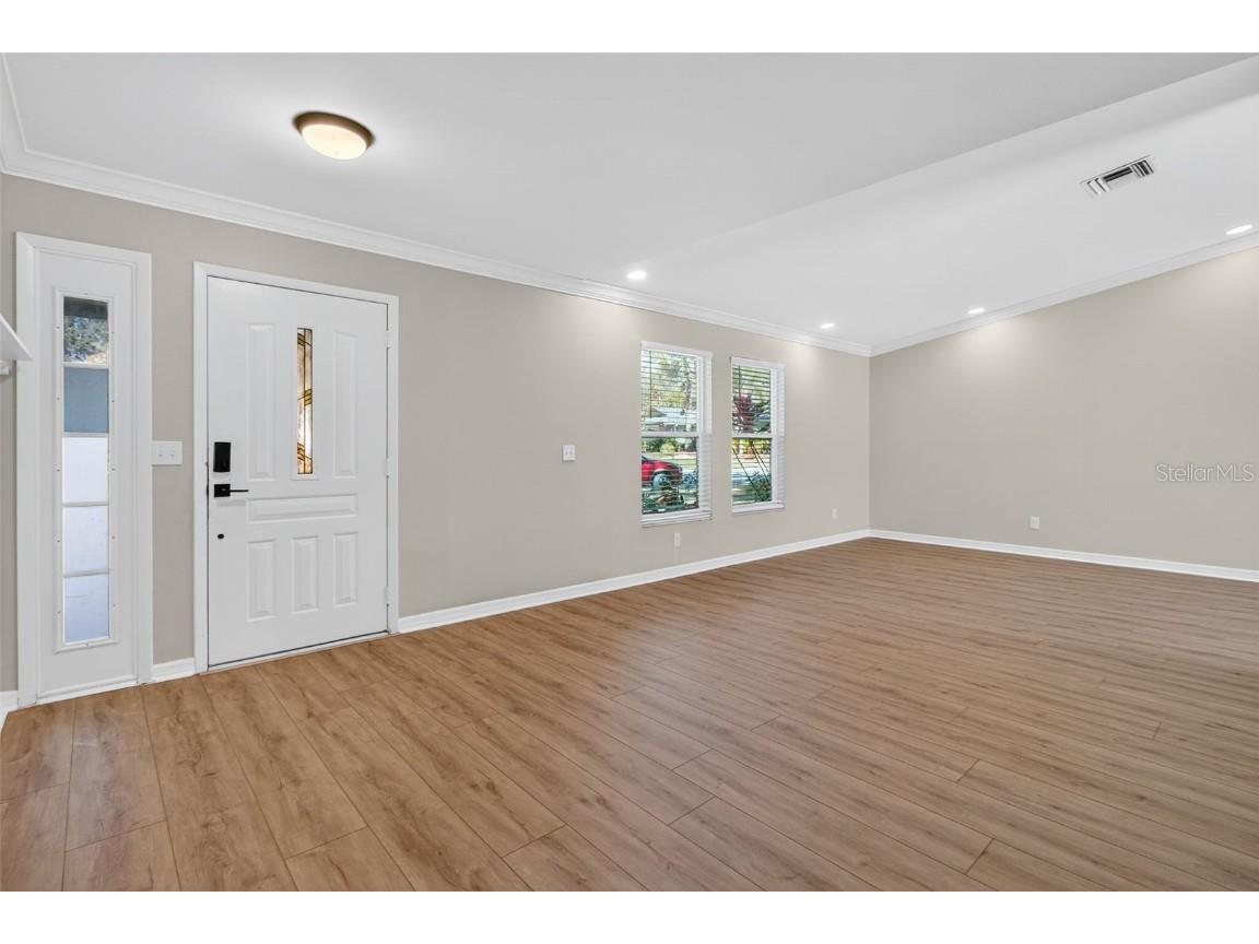 2445 Old Coach Trail Clearwater FL 33765 TB8432507 image3