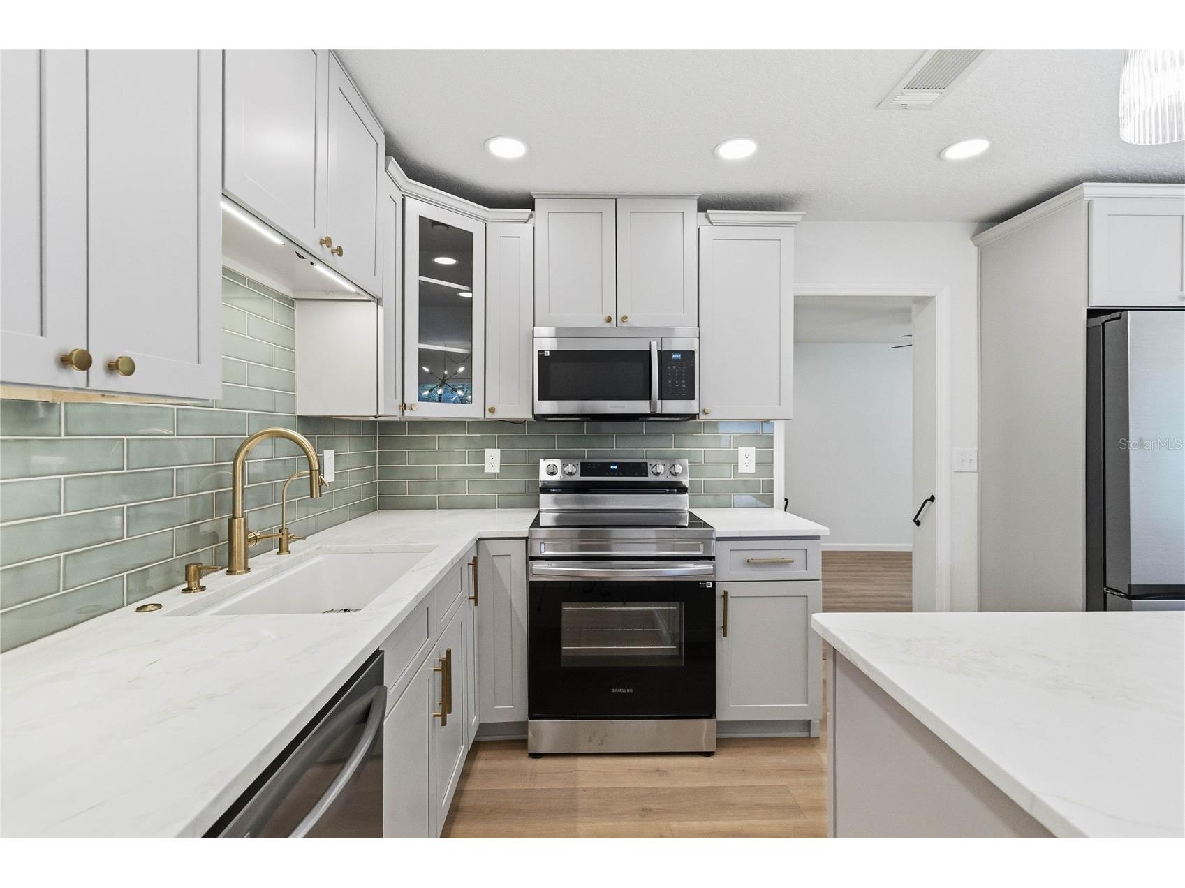 2445 Sanford Avenue Sanford FL 32771 O6421603 image14