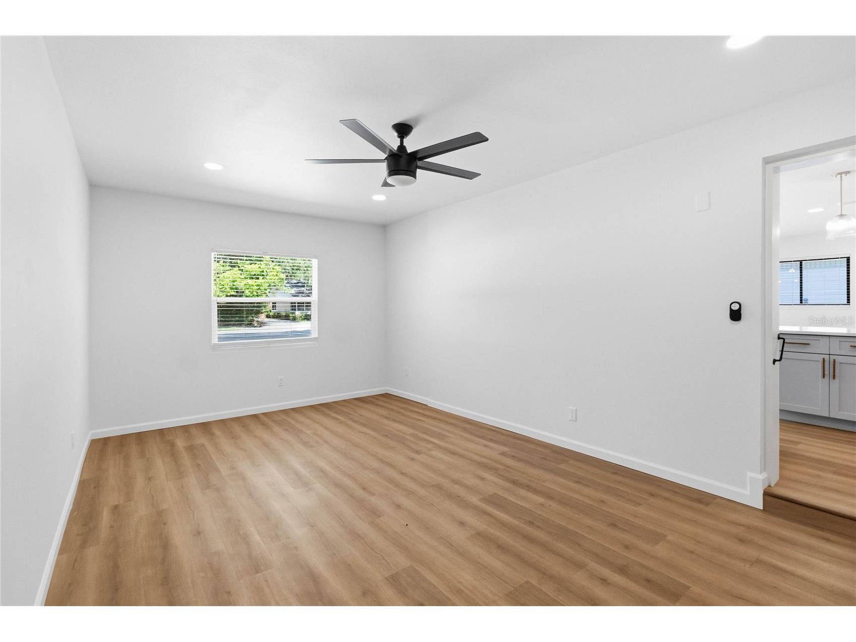 2445 Sanford Avenue Sanford FL 32771 O6421603 image16