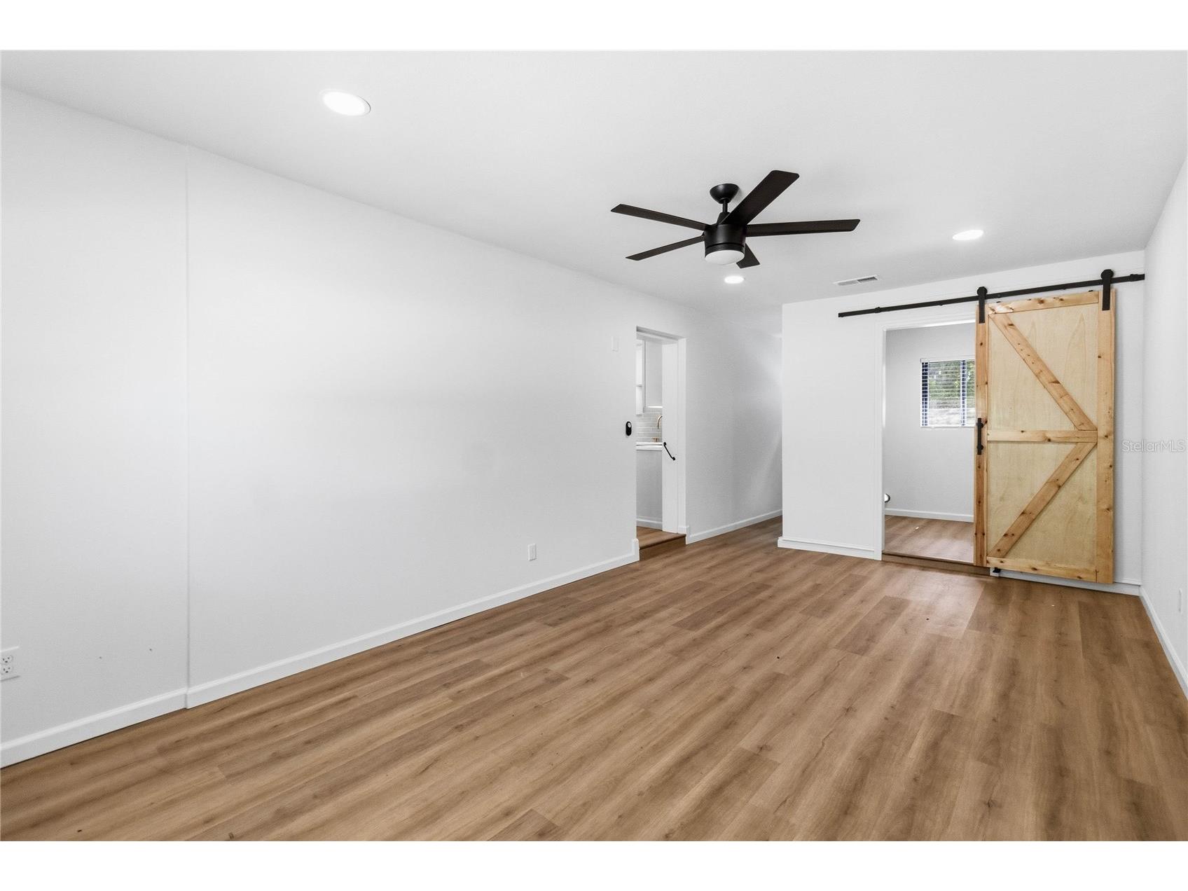 2445 Sanford Avenue Sanford FL 32771 O6421603 image17