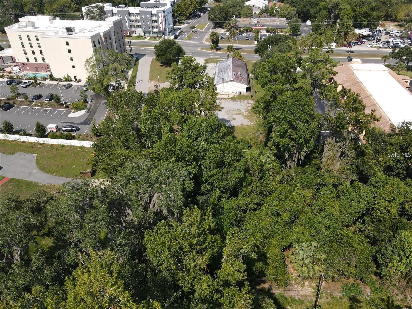 2445 SW 13th Street Gainesville FL 32608 GC539613 image6