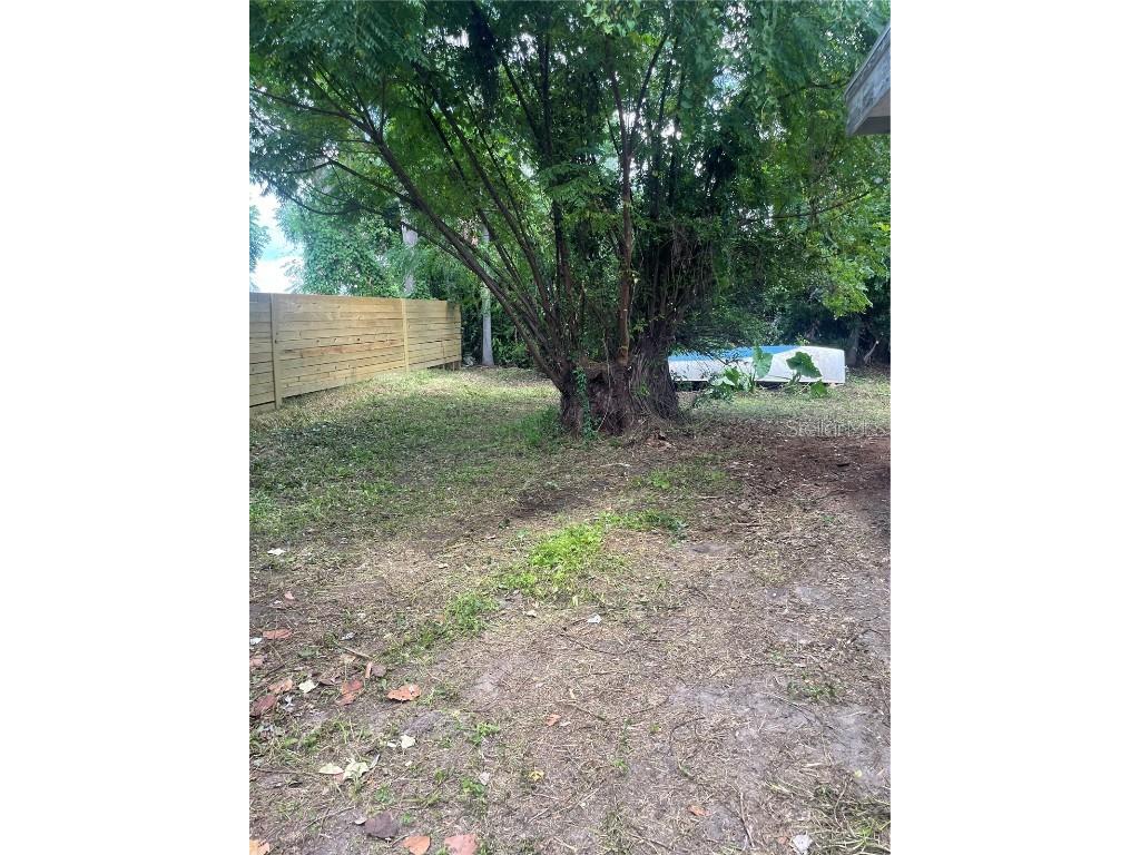 2445 Webber Street Sarasota FL 34239 A4654389 image10