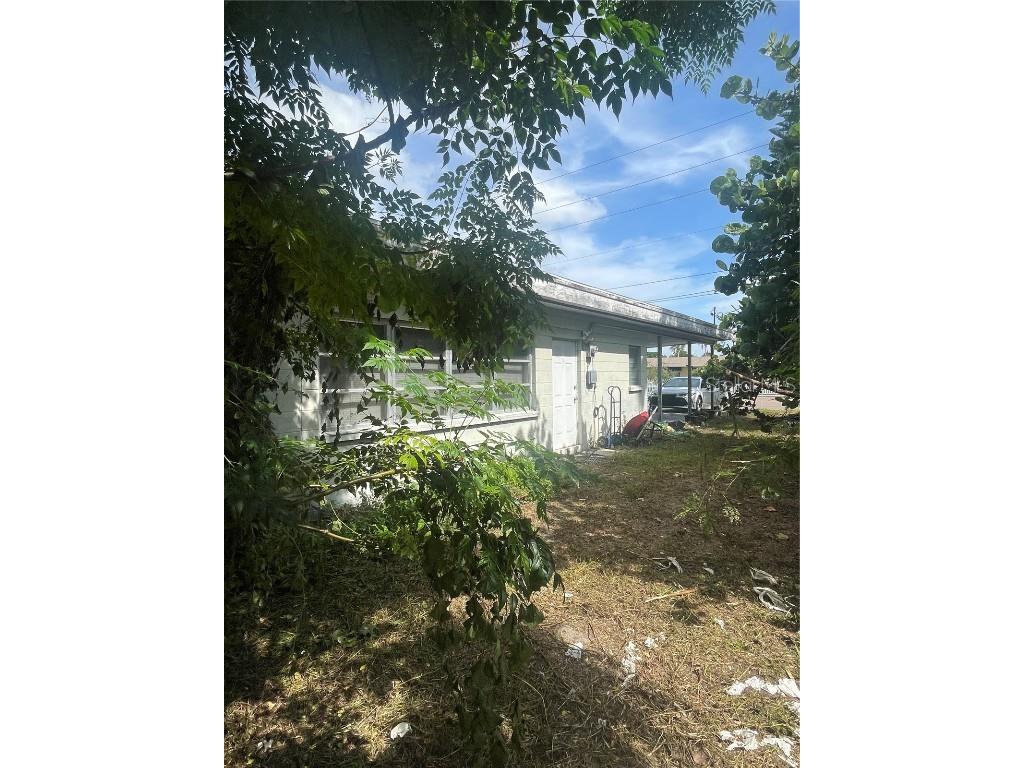 2445 Webber Street Sarasota FL 34239 A4654389 image8