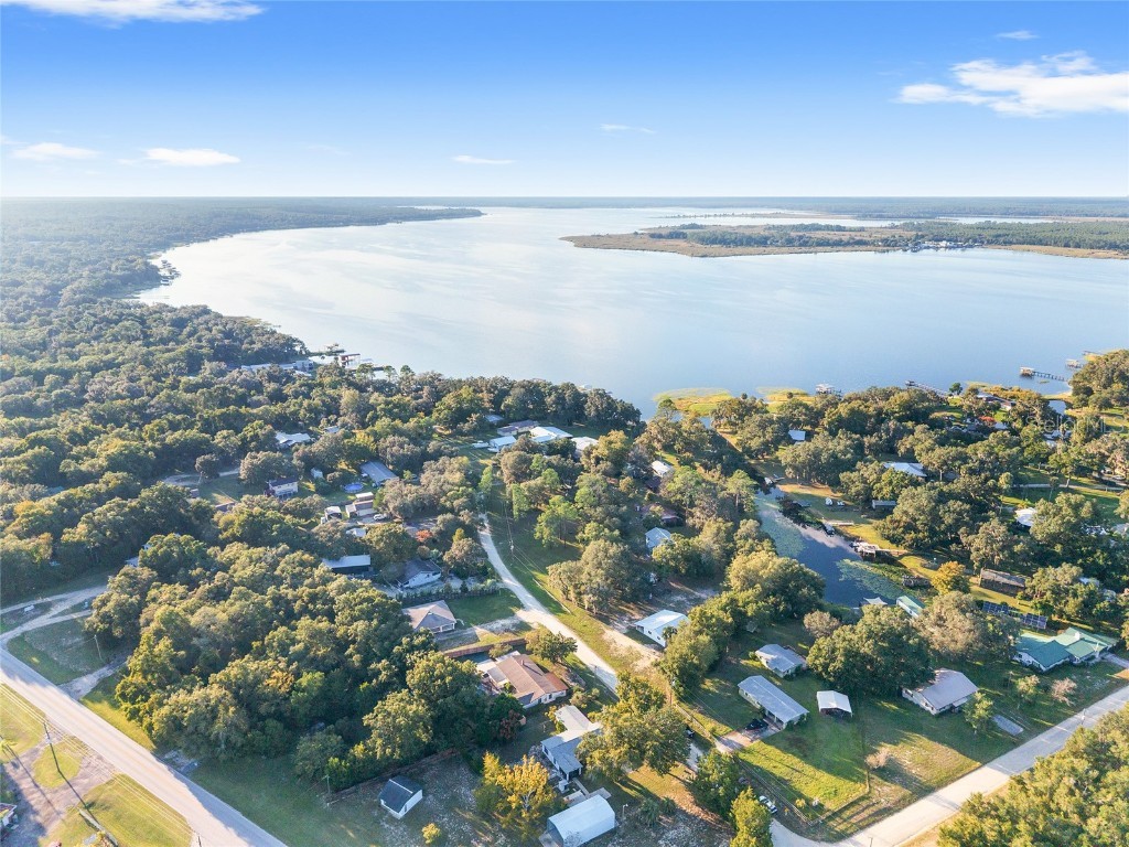 24450 NE 127th Street Fort Mc Coy FL 32134 - LAKE KERR OM712165 image1