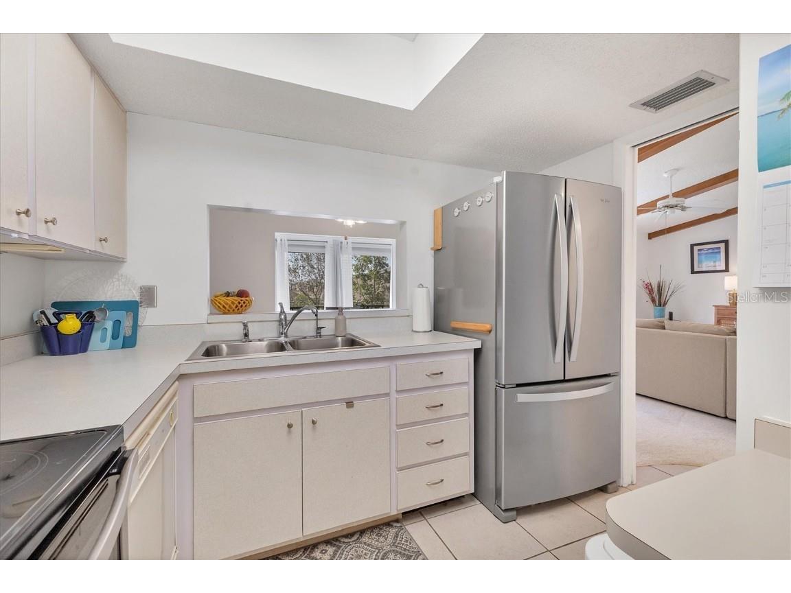 2446 Clubhouse Circle #202 Sarasota FL 34232 A4642661 image16