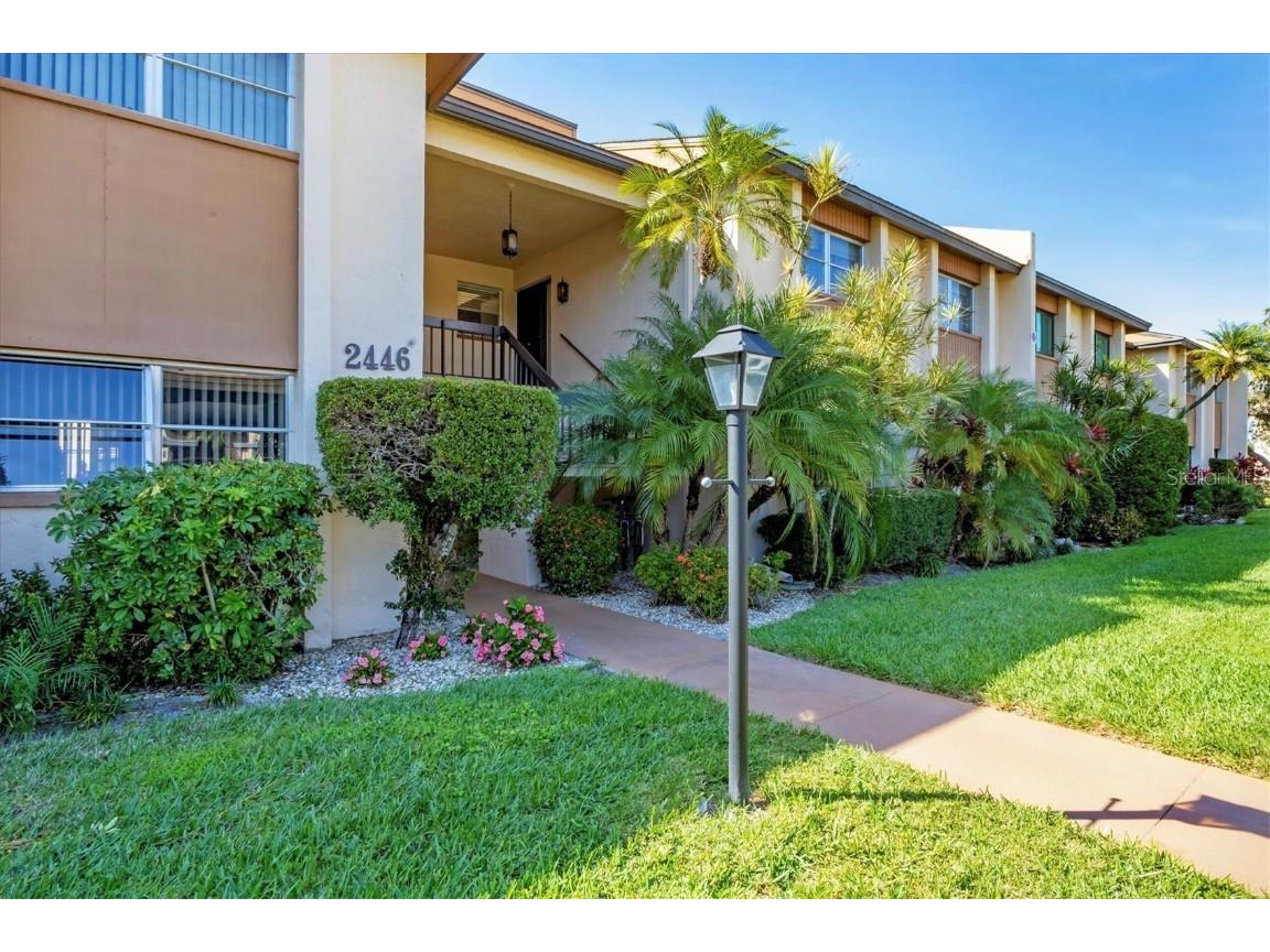 2446 Clubhouse Circle #202 Sarasota FL 34232 A4642661 image2