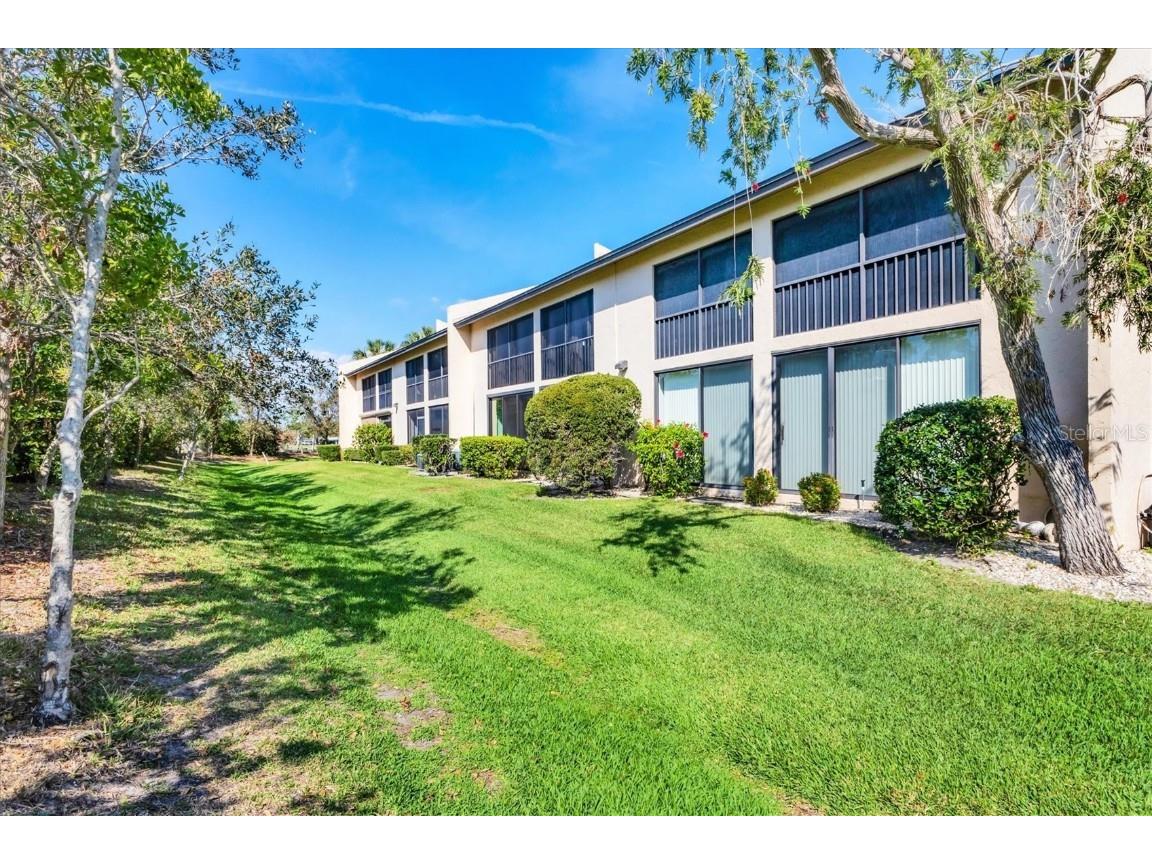 2446 Clubhouse Circle #202 Sarasota FL 34232 A4642661 image29