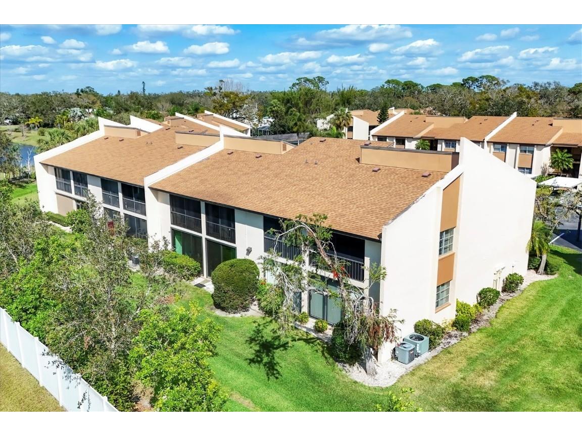 2446 Clubhouse Circle #202 Sarasota FL 34232 A4642661 image30