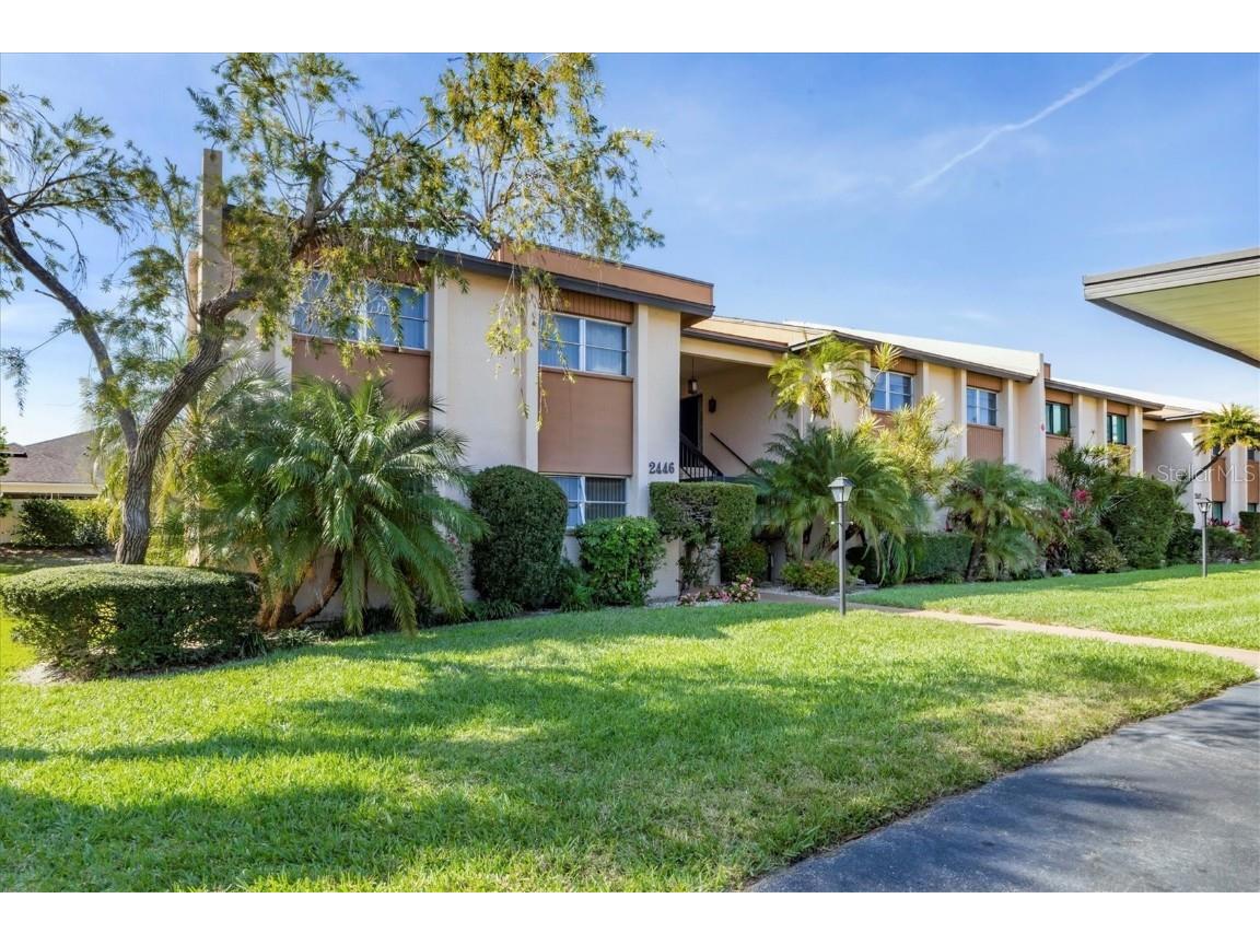 2446 Clubhouse Circle #202 Sarasota FL 34232 A4642661 image60