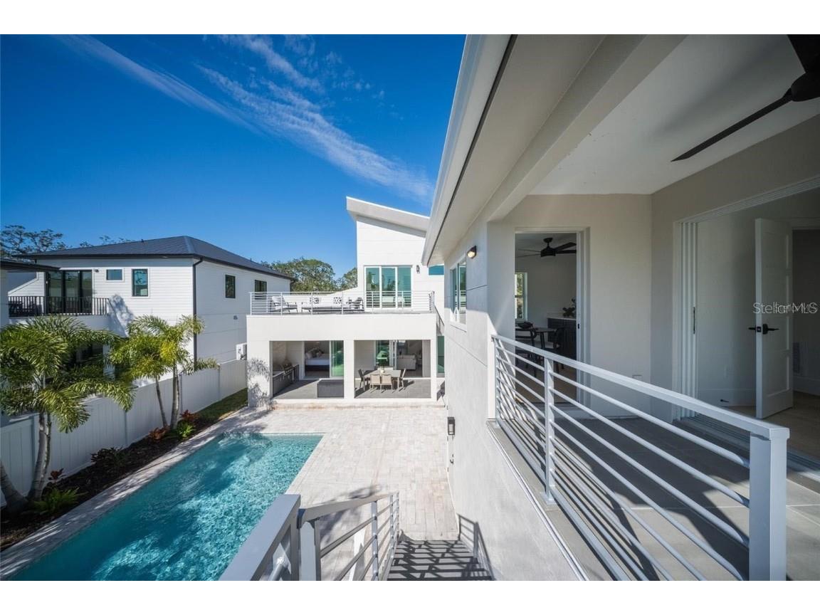 2446 Floyd Street Sarasota FL 34239 A4672668 image70