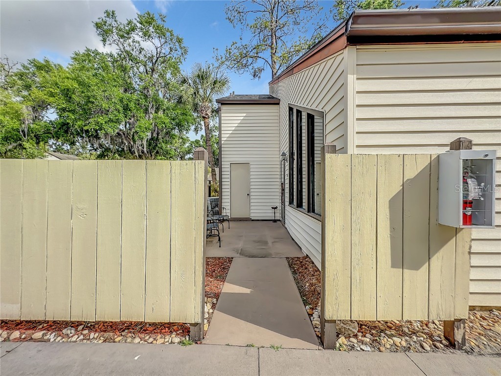 2446 NE 7th Street #57 Ocala FL 34470 OM655465 image1