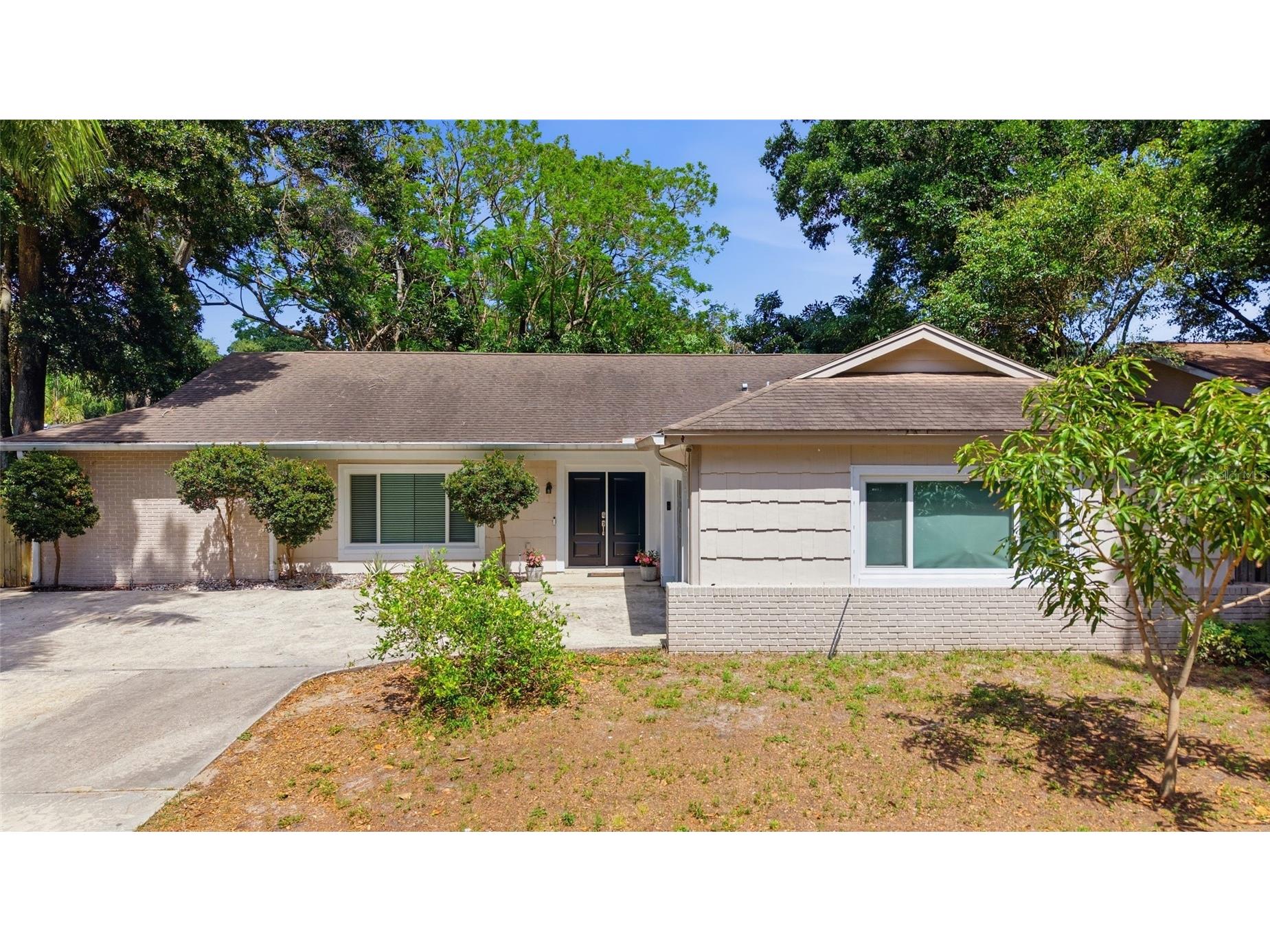 2447 Grove Ridge Drive Palm Harbor FL 34683 TB8512191 image1