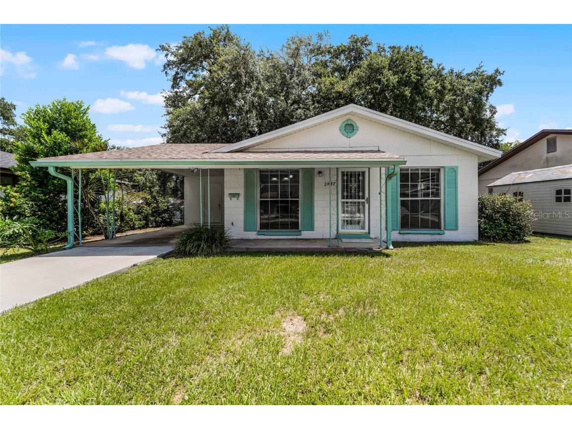 2447 Sanford Avenue Sanford FL 32771 O6233192 image1
