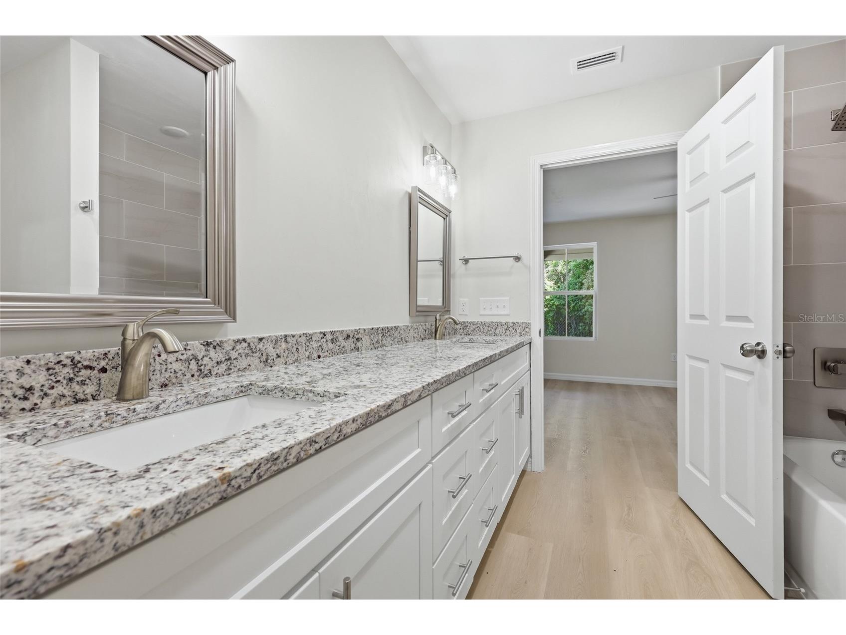 2447 SE 10th Avenue Gainesville FL 32641 O6383907 image17
