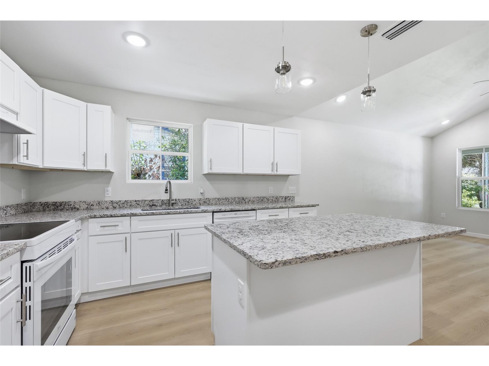 2447 SE 10th Avenue Gainesville FL 32641 O6383907 image6