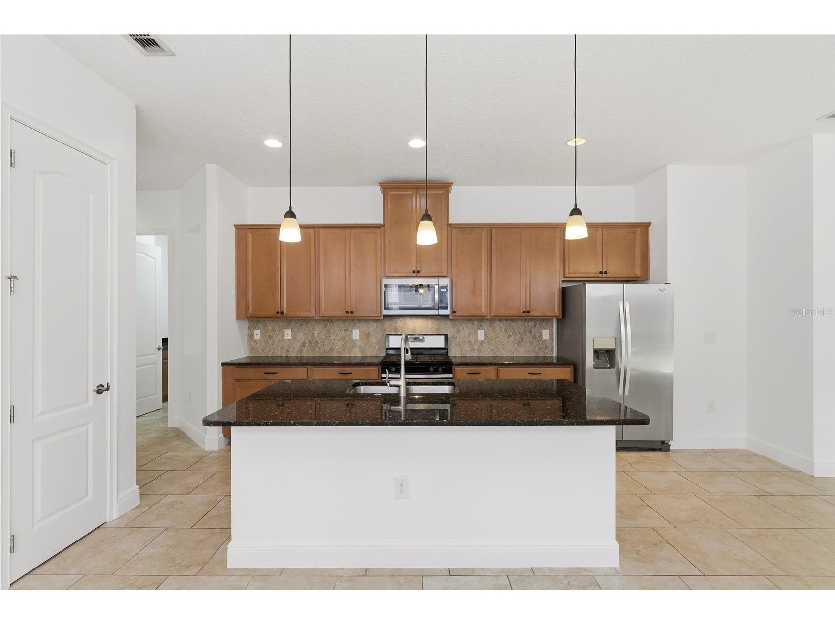 2447 Yellow Brick Road Saint Cloud FL 34772 - LIVE OAK LAKE S5153109 image4