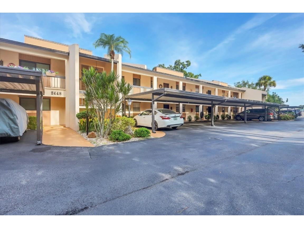 2448 Clubhouse Drive #103 Sarasota FL 34232 A4583845 image1