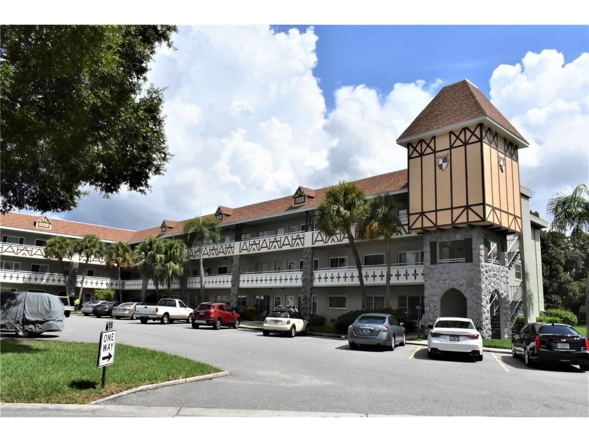 2448 Columbia Drive #72 Clearwater FL 33763 U8195865 image1