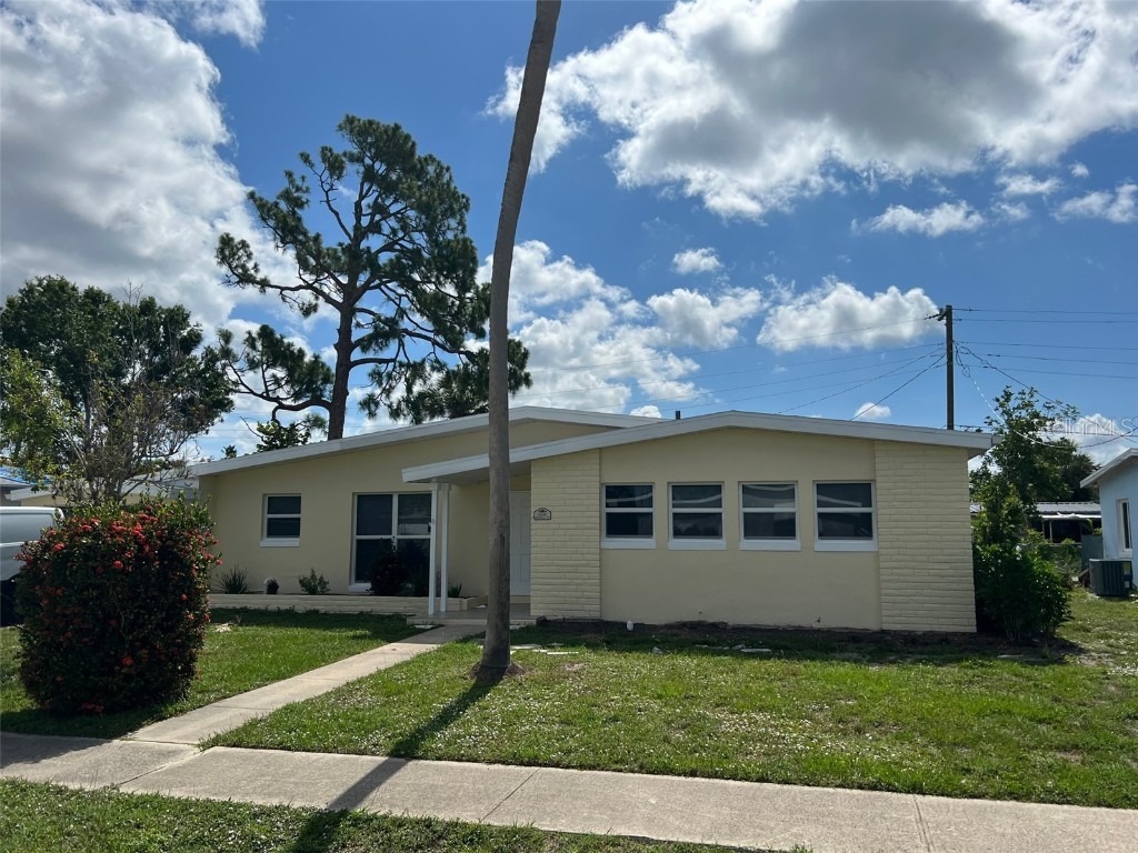 2448 Deedra Street Port Charlotte FL 33952 C7476360 image1