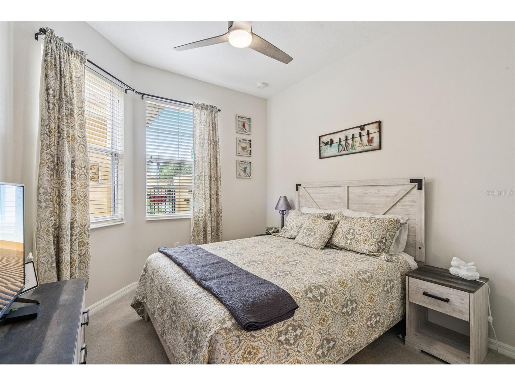 2448 Palm Tree Drive Kissimmee FL 34759 O6407476 image16