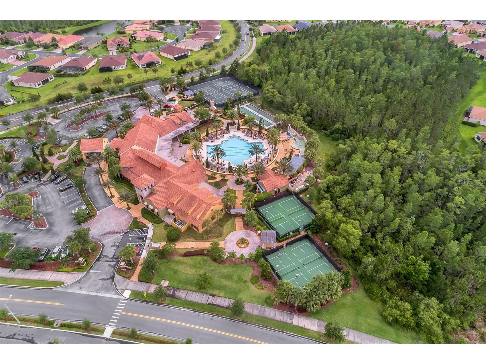 2448 Palm Tree Drive Kissimmee FL 34759 O6407476 image39