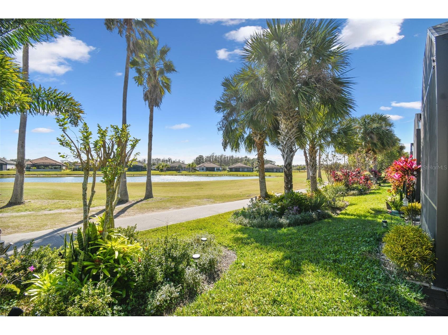 2448 Palm Tree Drive Kissimmee FL 34759 S5117943 image1