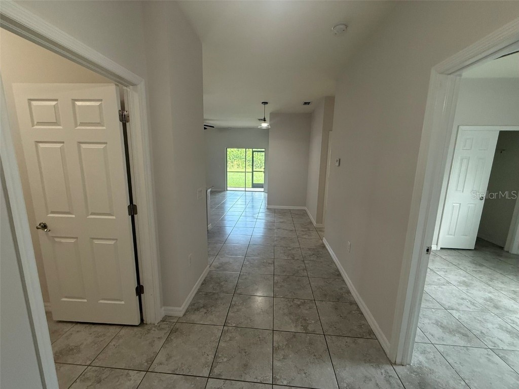 24484 Zephyr Court Punta Gorda FL 33983 C7515303 image2