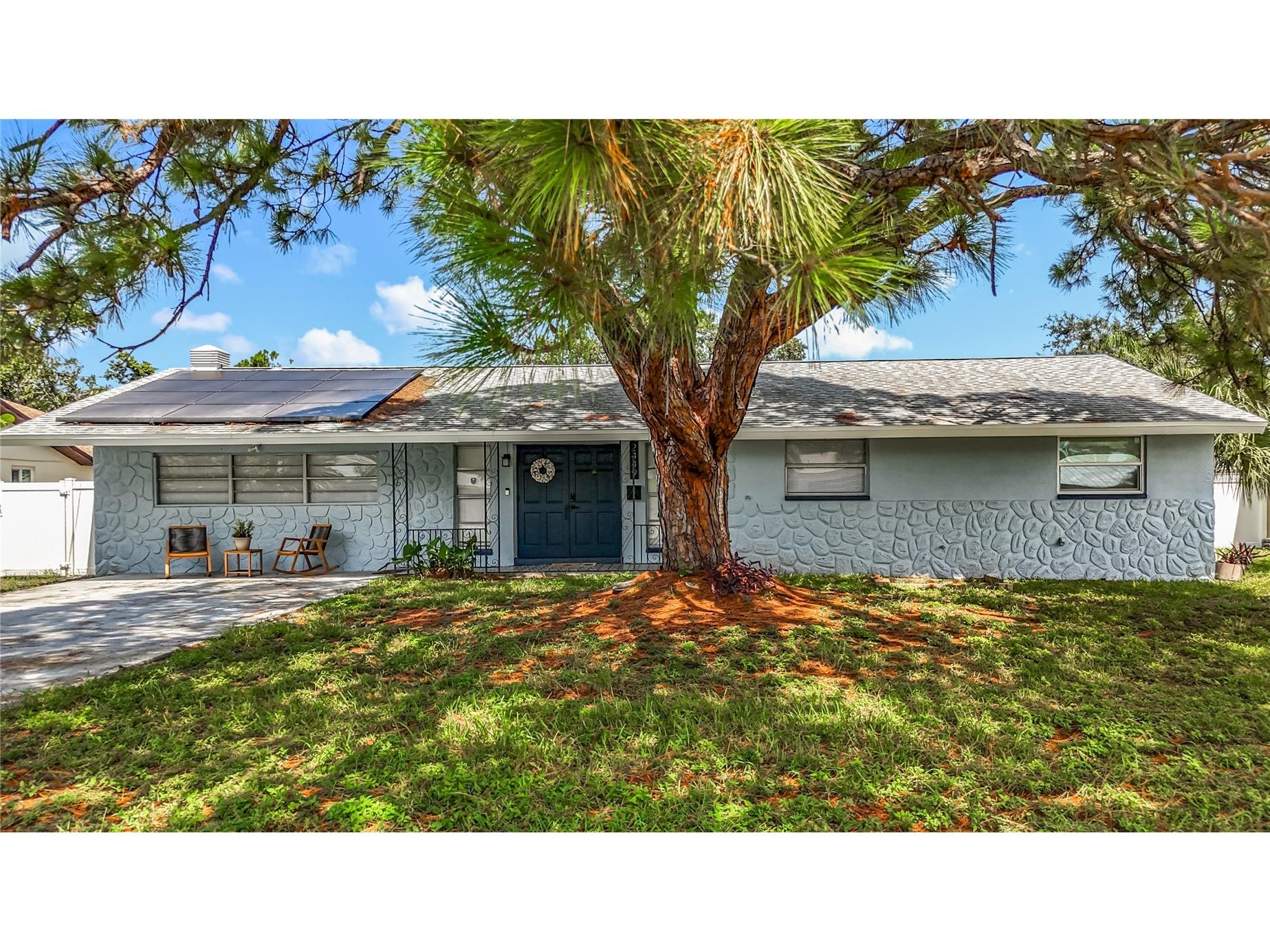 2449 66th Avenue S Saint Petersburg FL 33712 TB8528889 image1