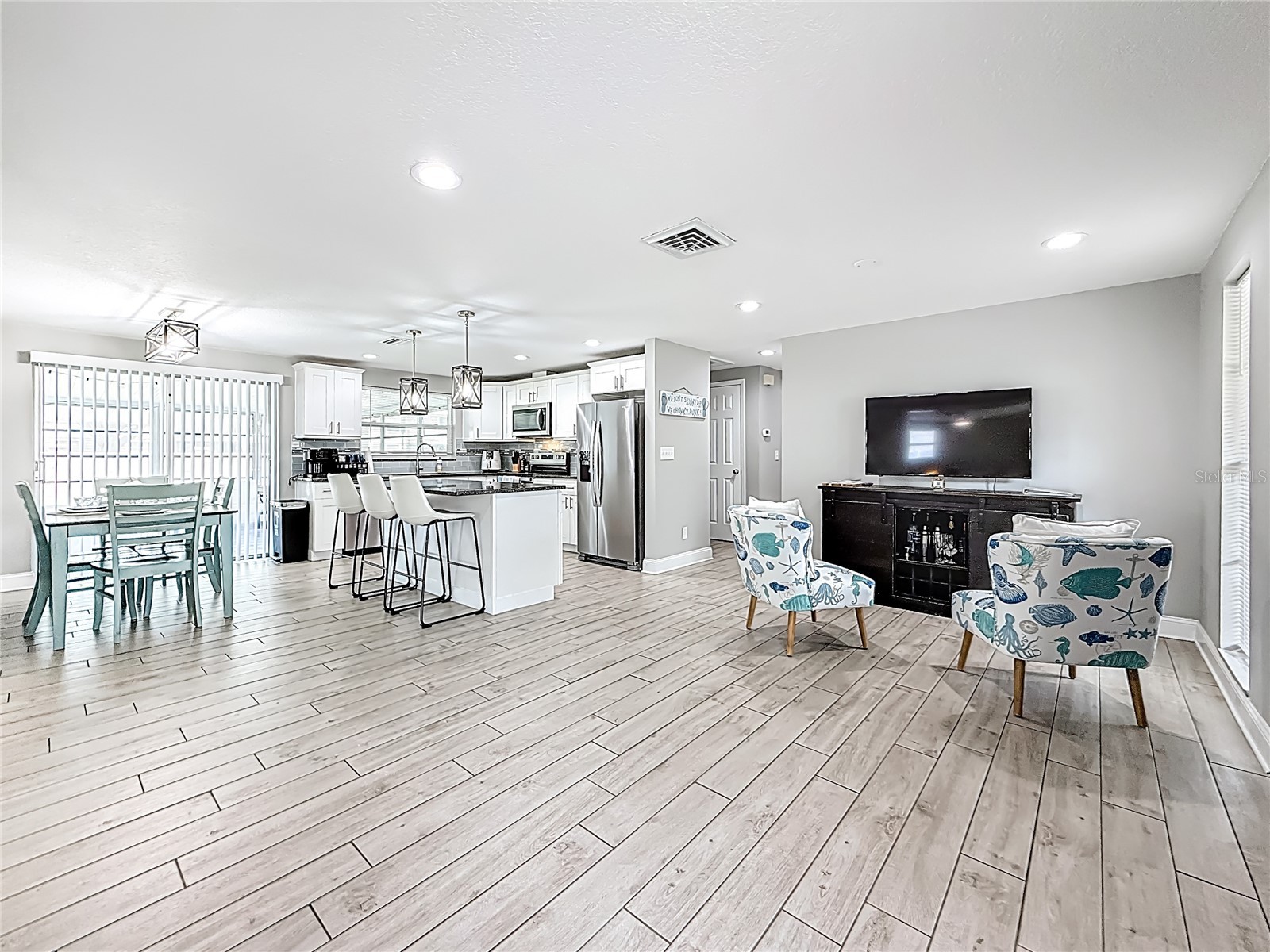 2449 66th Avenue S Saint Petersburg FL 33712 TB8528889 image10