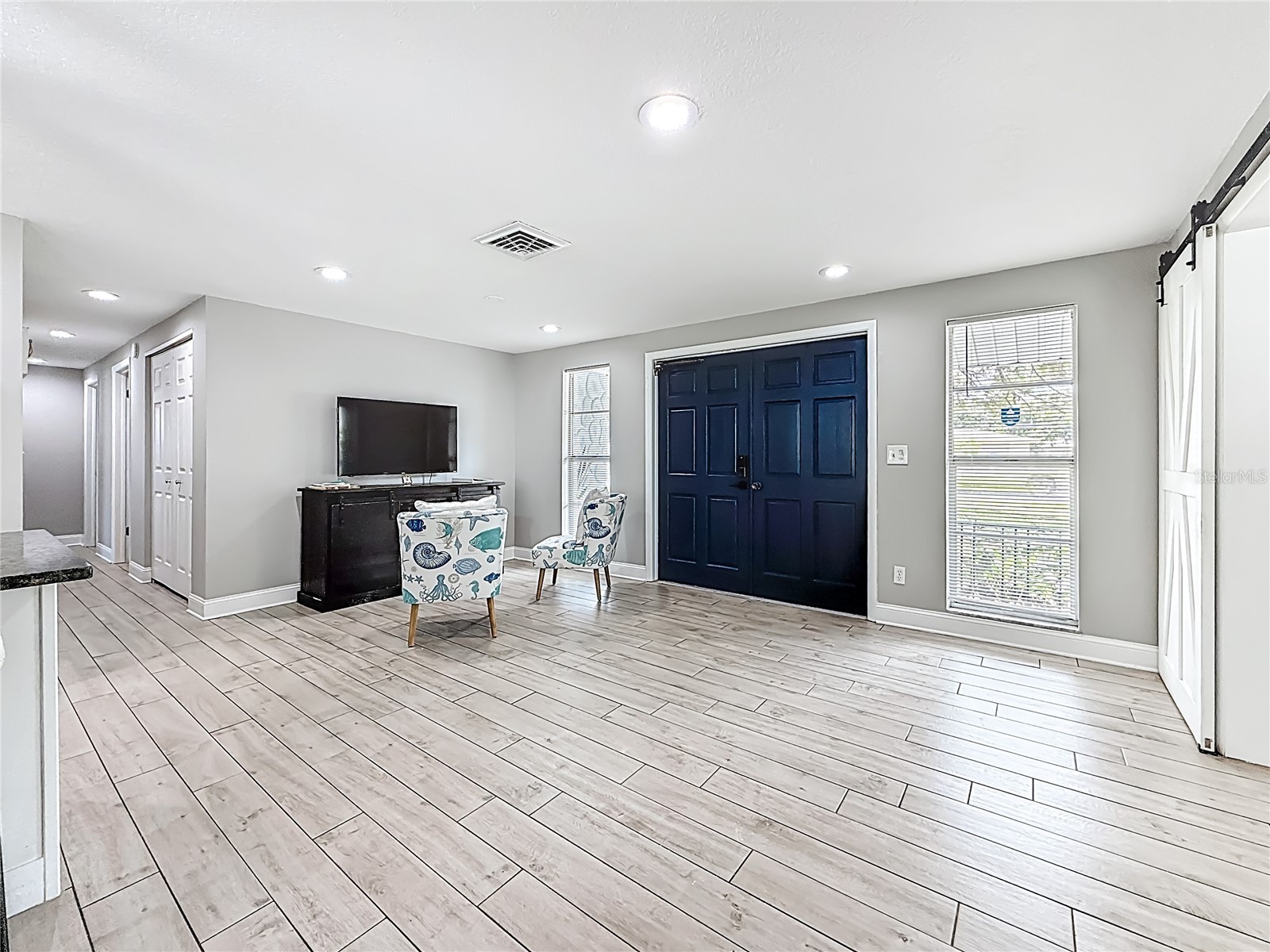 2449 66th Avenue S Saint Petersburg FL 33712 TB8528889 image11