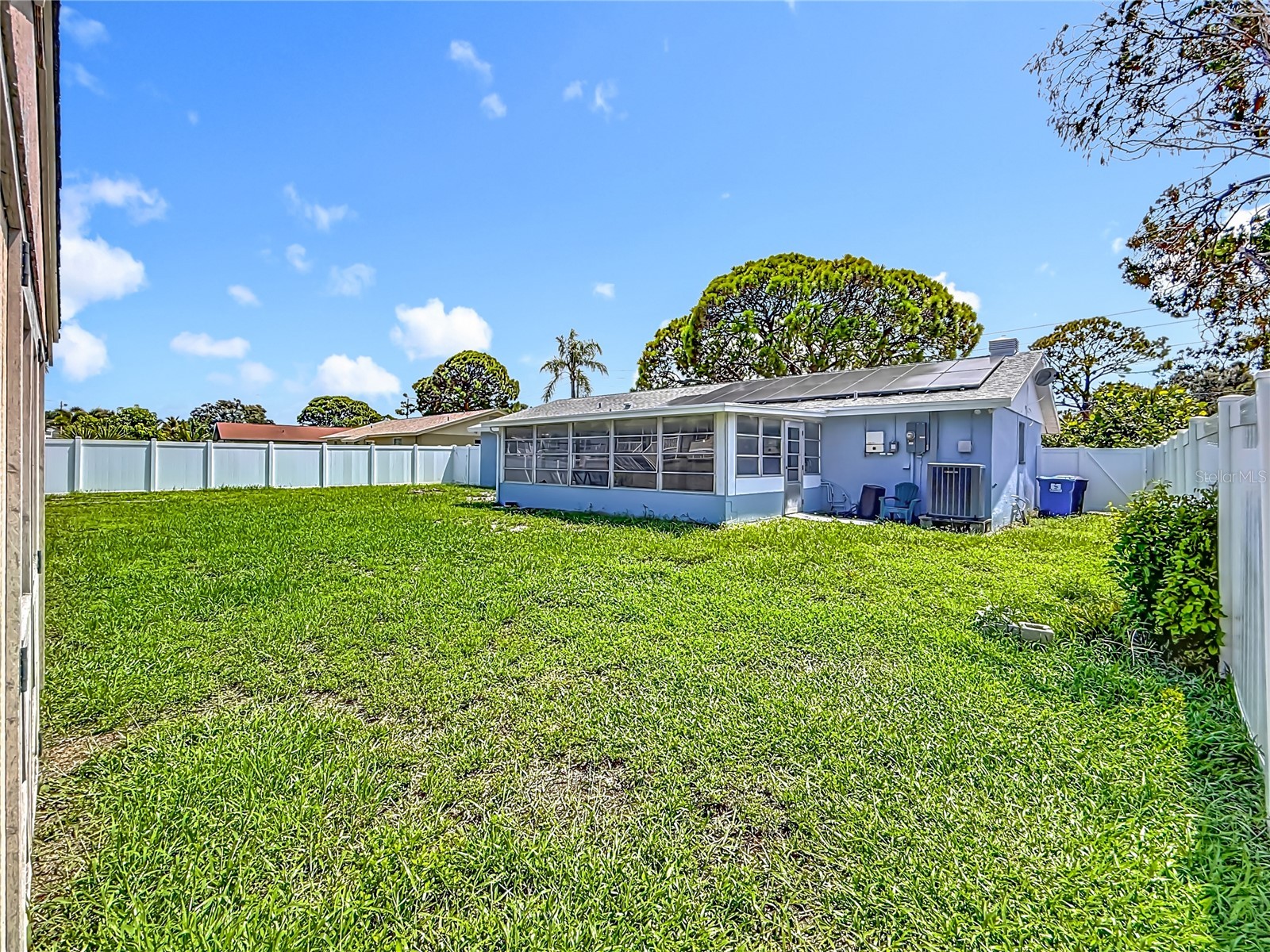 2449 66th Avenue S Saint Petersburg FL 33712 TB8528889 image45