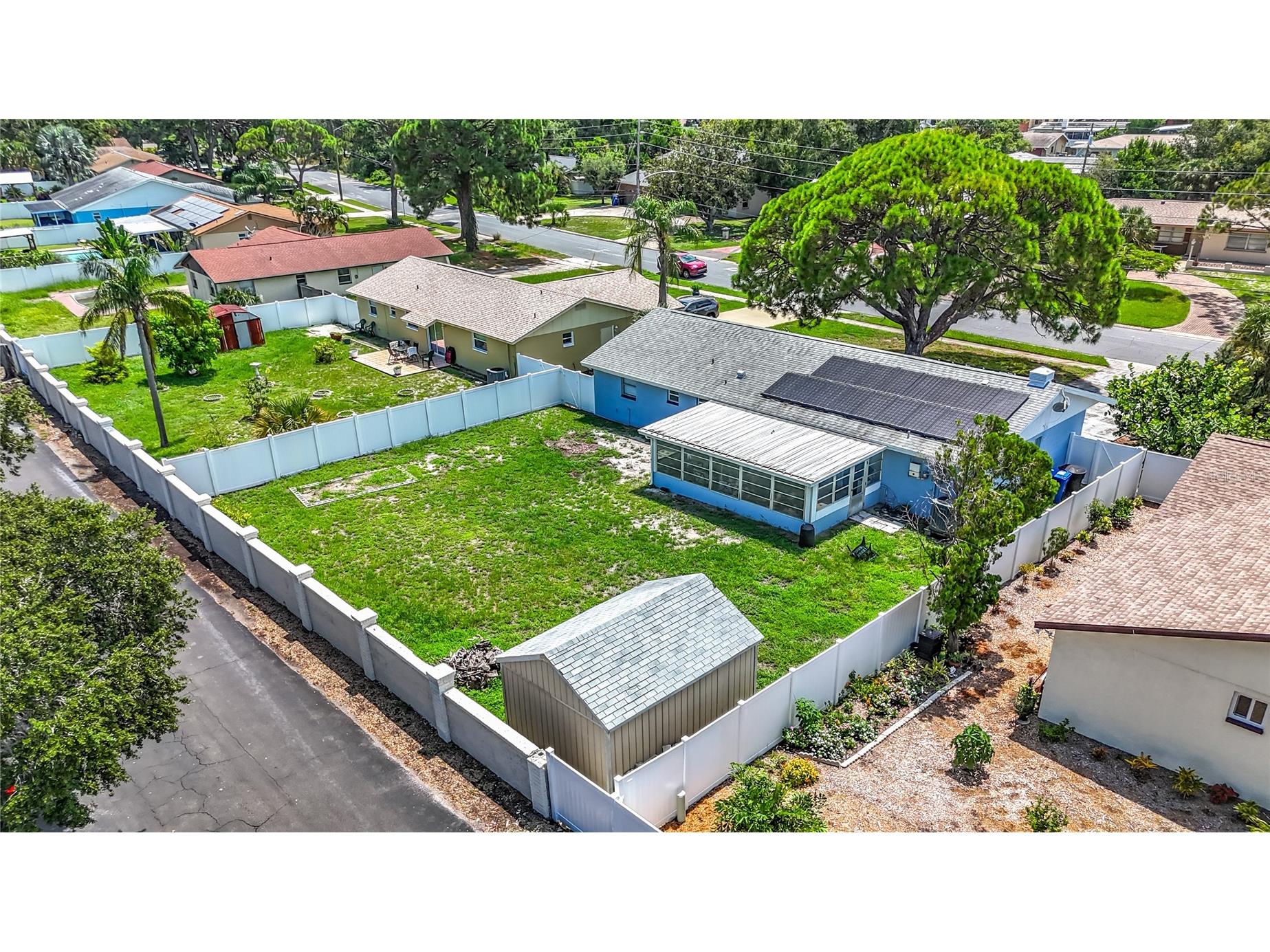 2449 66th Avenue S Saint Petersburg FL 33712 TB8528889 image52