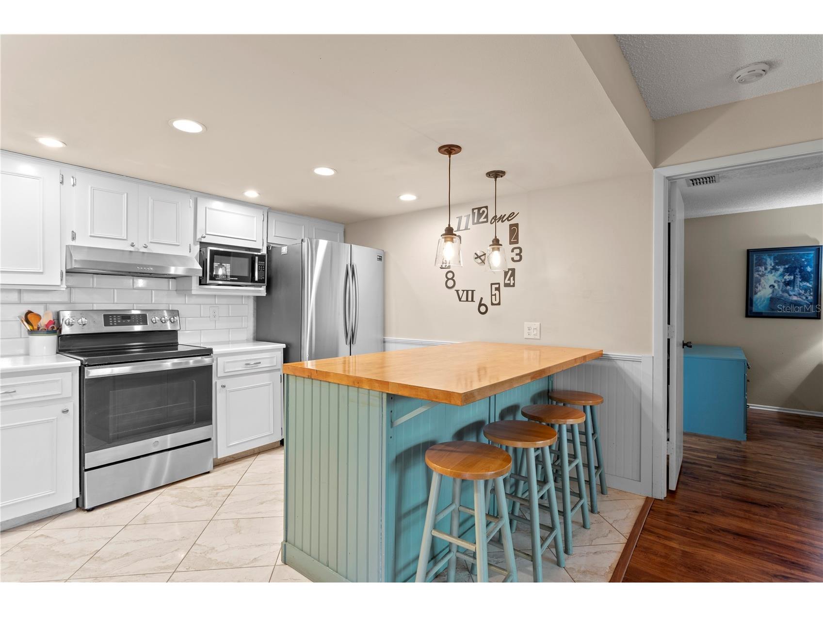 2449 Bay Berry Court Clearwater FL 33763 TB8508941 image12