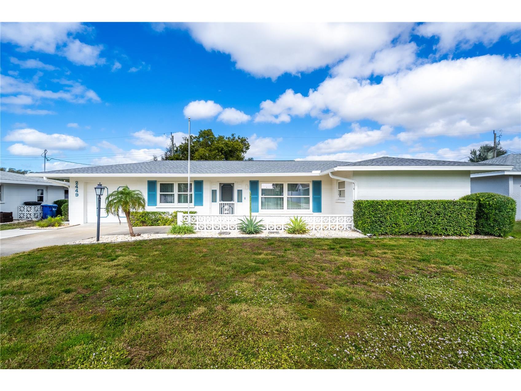 2449 Breakwater Circle Sarasota FL 34231 A4593400 image1