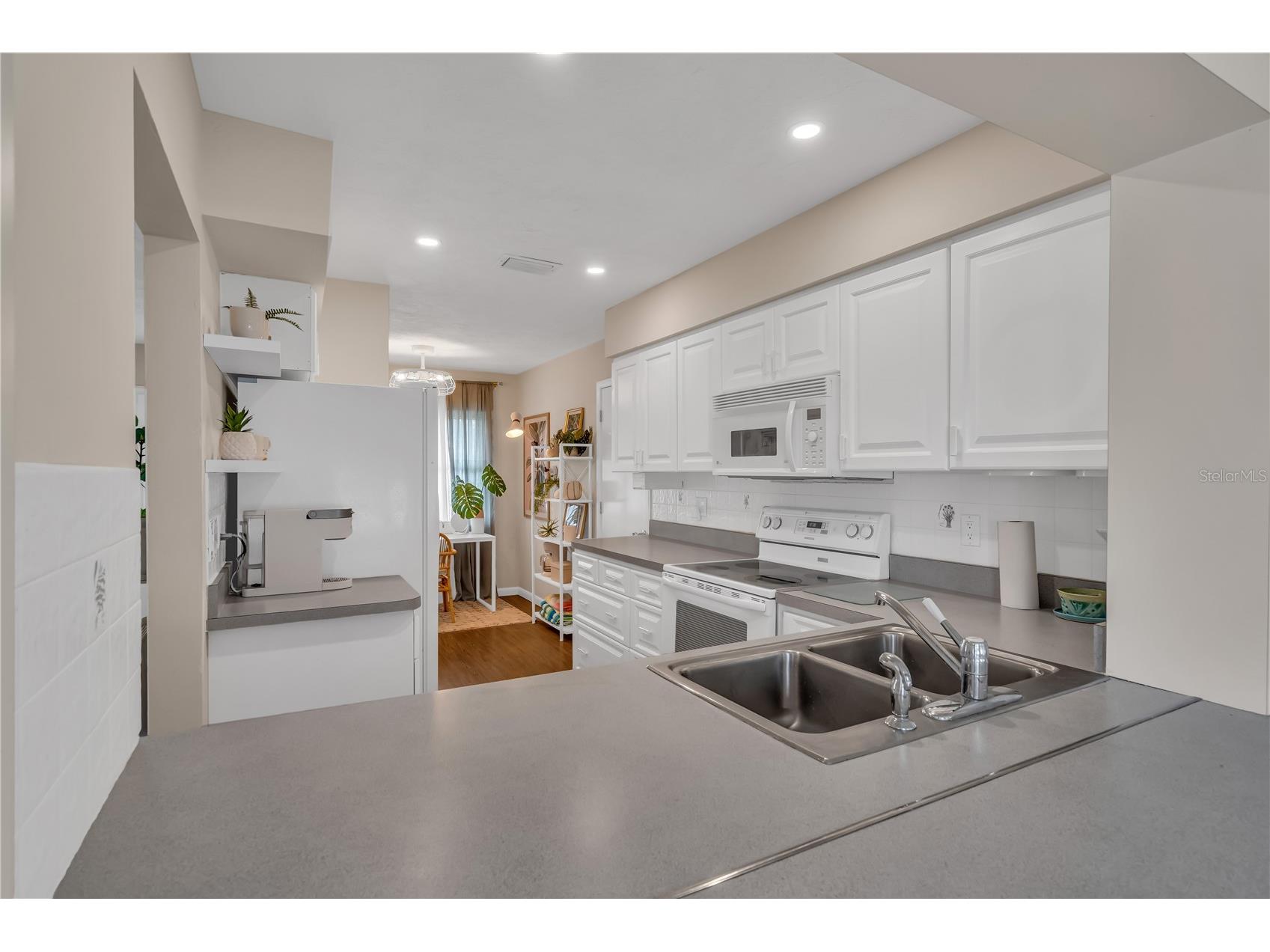 2449 Breakwater Circle Sarasota FL 34231 A4593400 image14