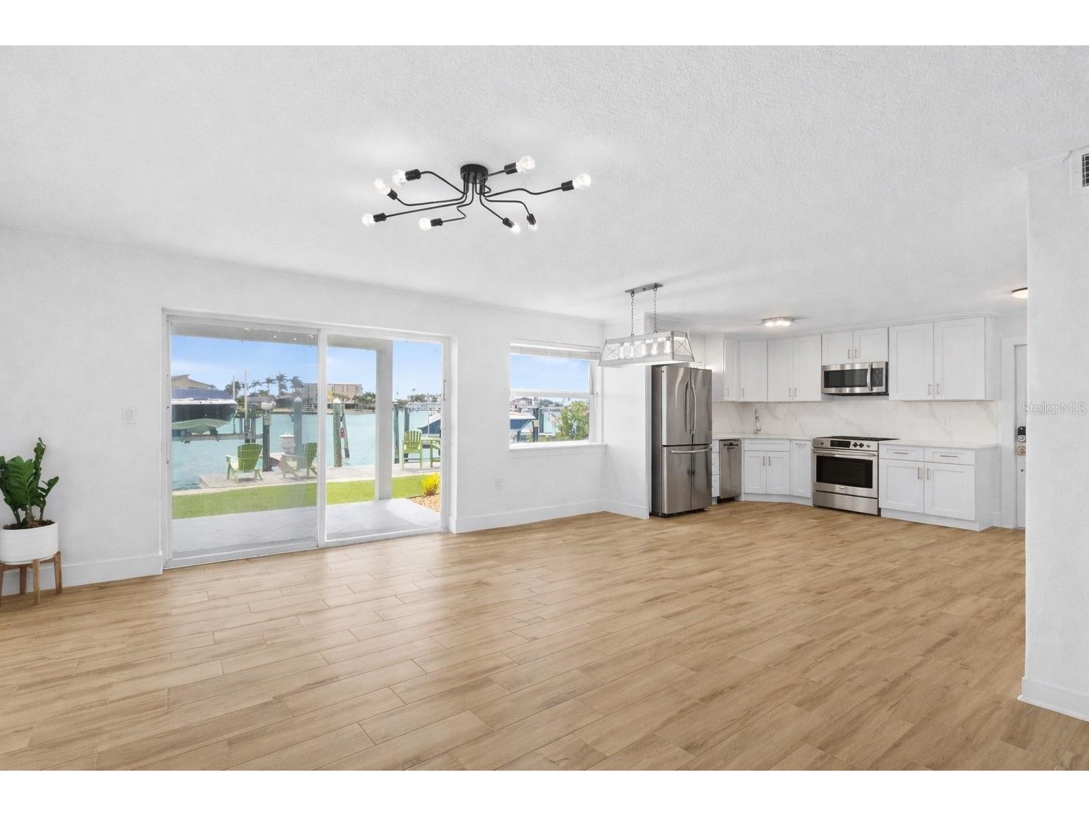 245 104th Avenue #5 Treasure Island FL 33706 - BOCA CIEGA BAY TB8497115 image2
