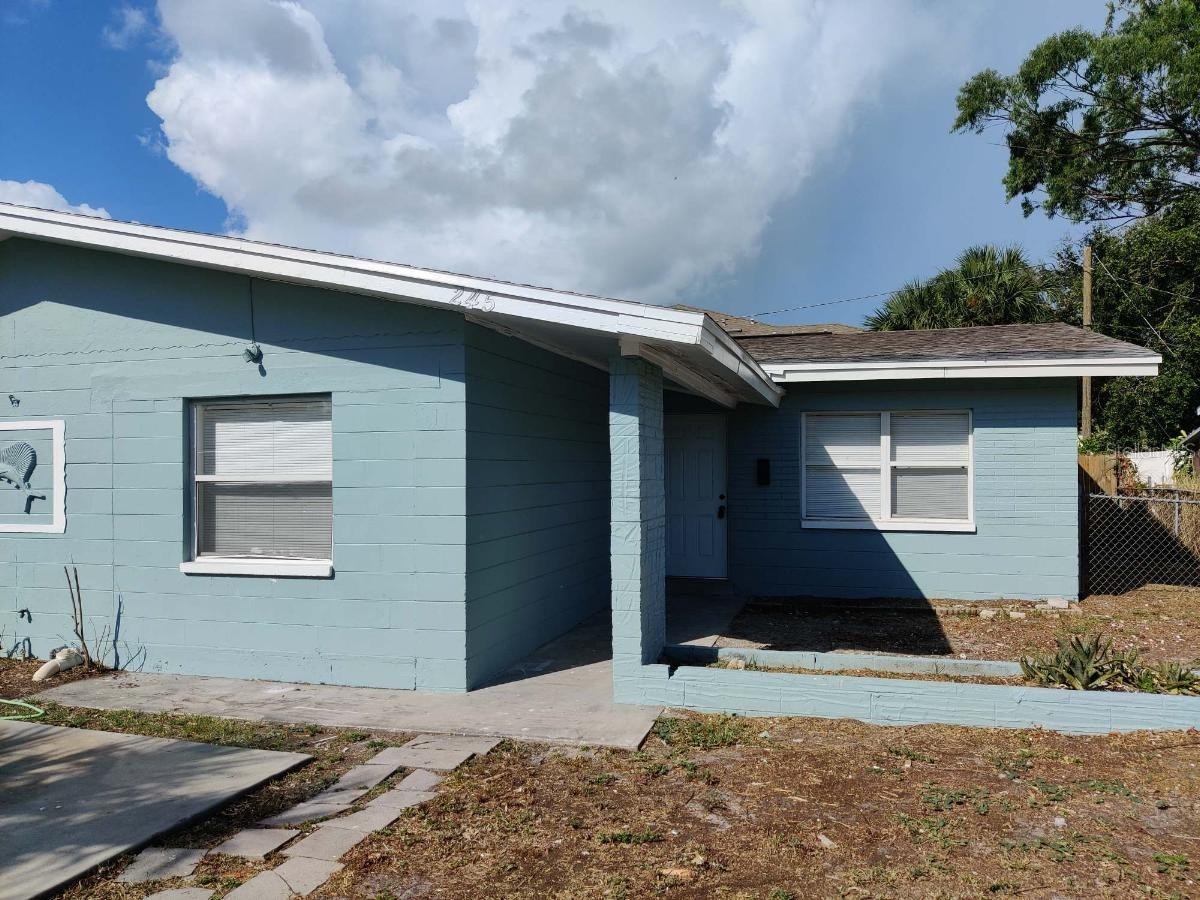 245 - 247 38th Avenue SE Saint Petersburg FL 33705 TB8482974 image1