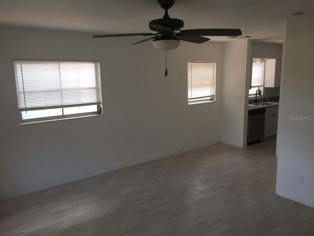 245 - 247 38th Avenue SE Saint Petersburg FL 33705 TB8482974 image12