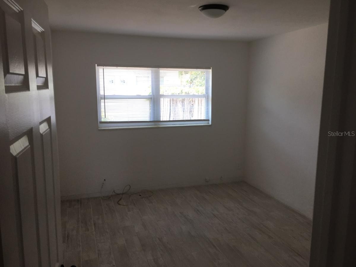 245 - 247 38th Avenue SE Saint Petersburg FL 33705 TB8482974 image17