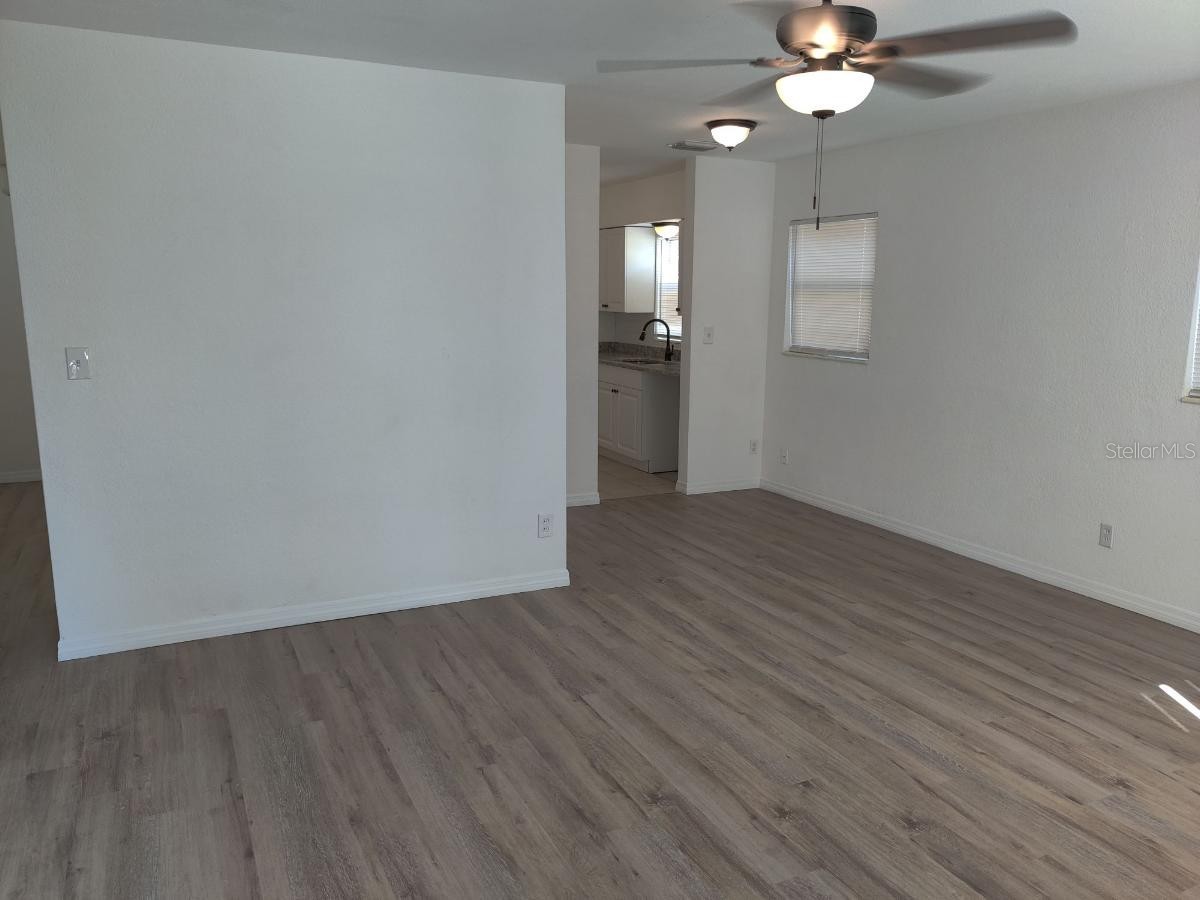 245 - 247 38th Avenue SE Saint Petersburg FL 33705 TB8482974 image4